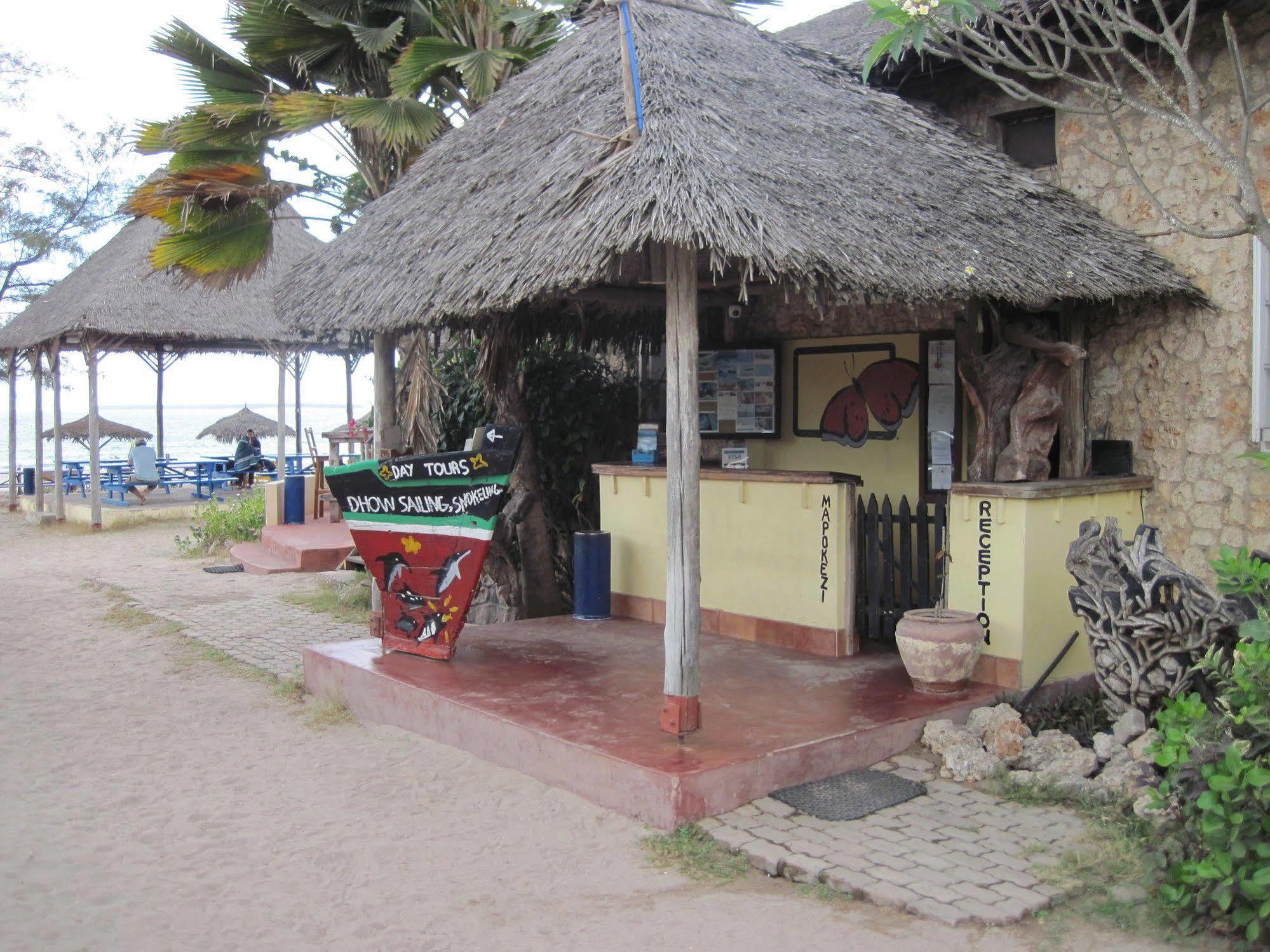 Kipepeo Beach&Village Daressalam Exterior foto