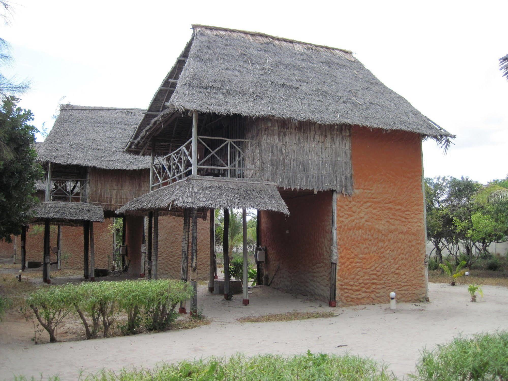 Kipepeo Beach&Village Daressalam Exterior foto