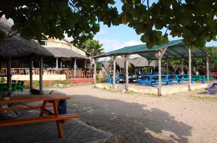 Kipepeo Beach&Village Daressalam Exterior foto